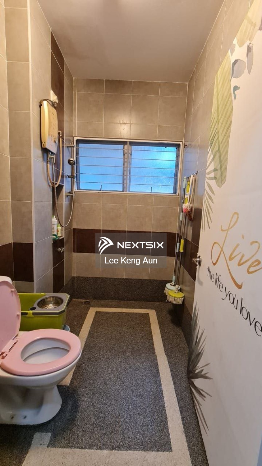 Semi-detached House For Sale in Aman Perdana Selangor - Image 5