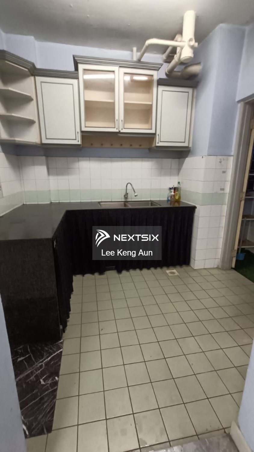 Apartment For Sale in Klang Selangor - Image 5