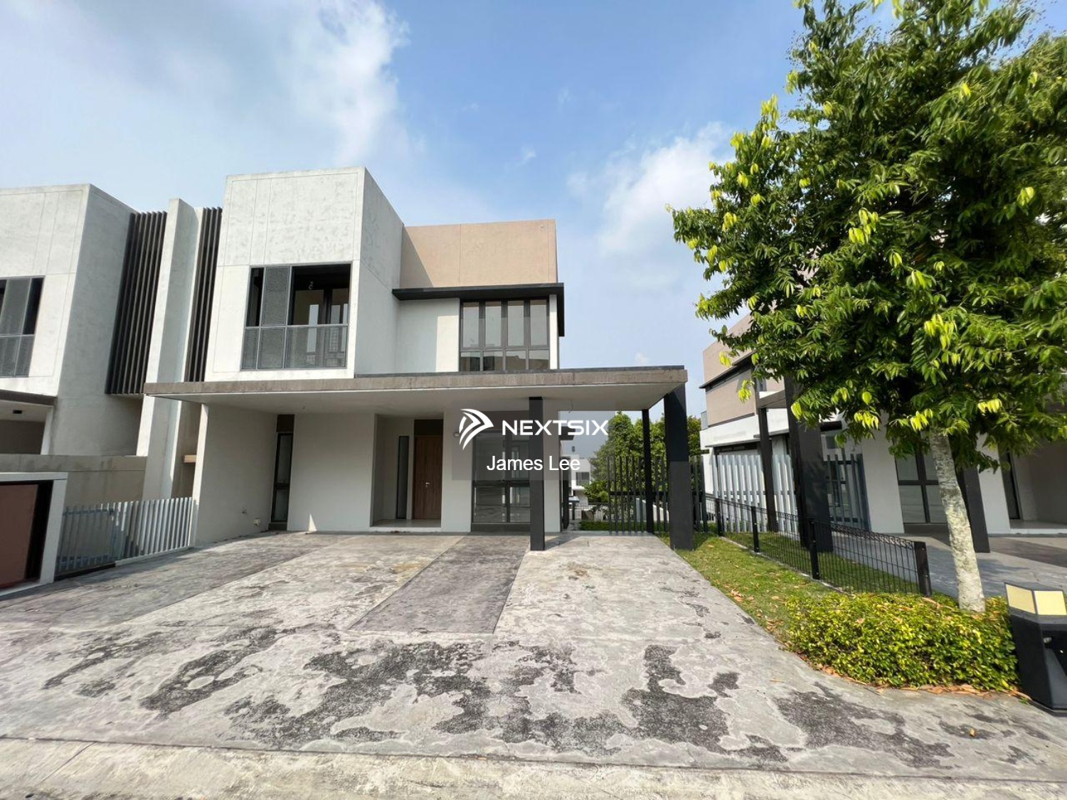3 Storey Semi-detached Homes For Sale in Medini Johor