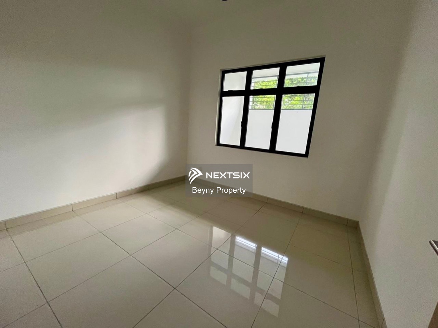 Semi-detached House For Sale in Tebrau Johor - Image 6