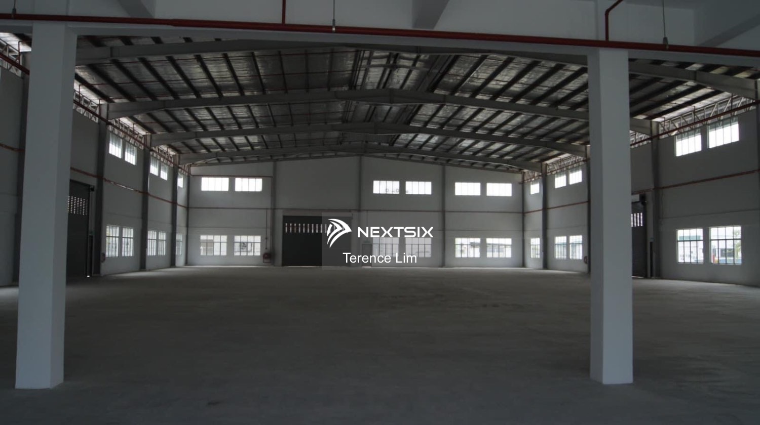 Detached Factory For Sale in Ulu Tiram Johor - Image 5