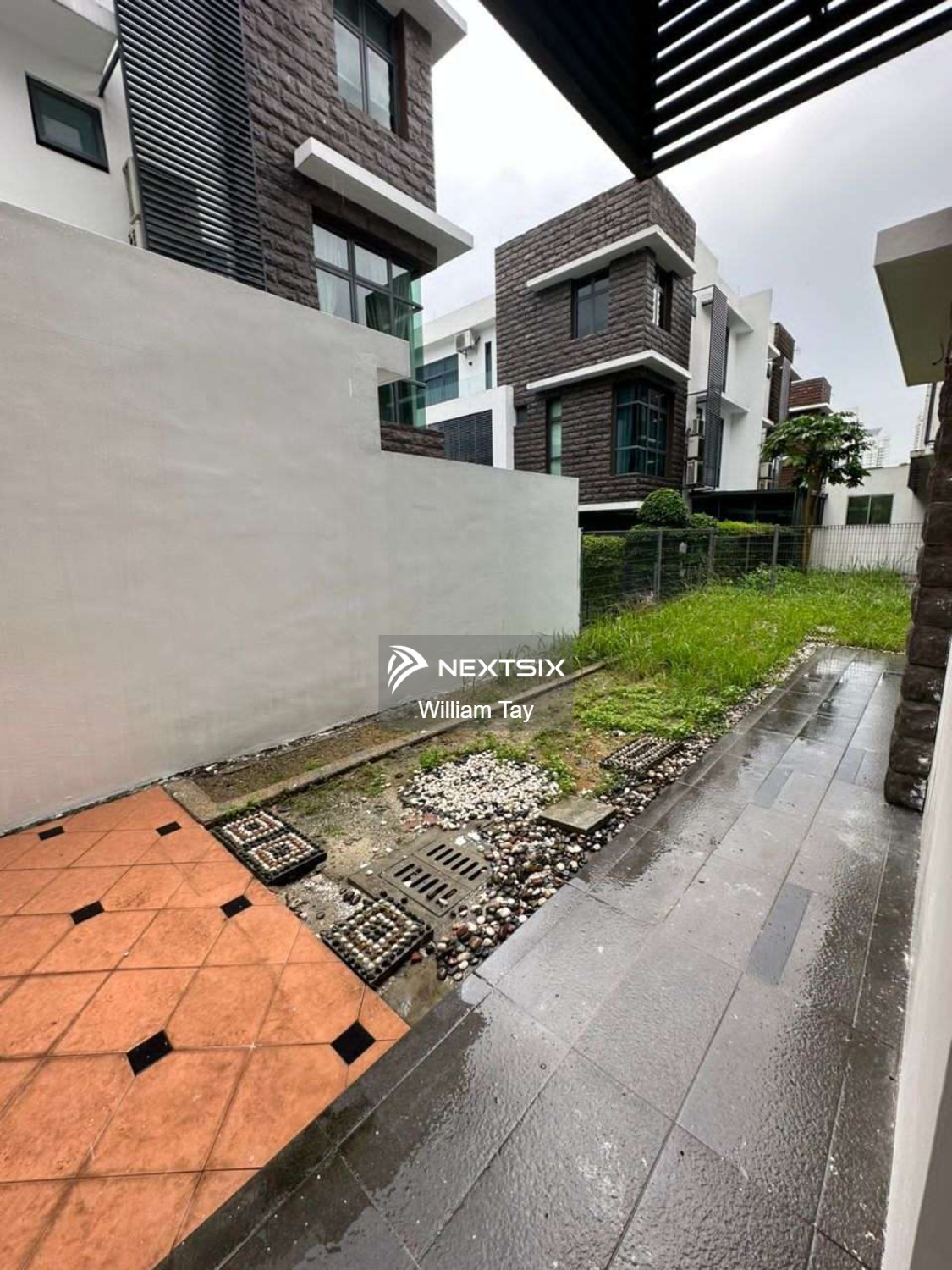 Semi-detached House For Sale in Permas Jaya Johor - Image 16