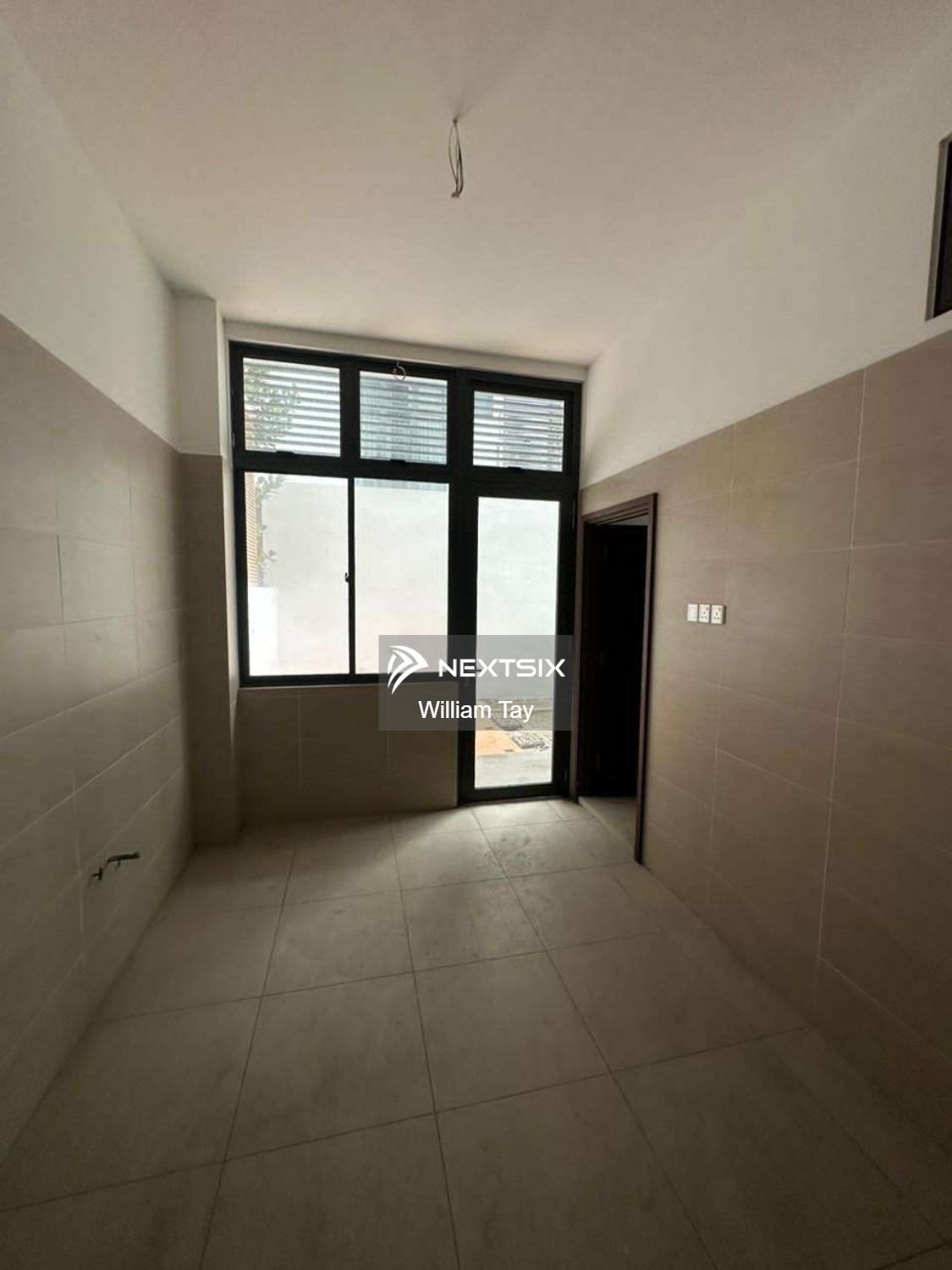 Semi-detached House For Sale in Permas Jaya Johor - Image 5