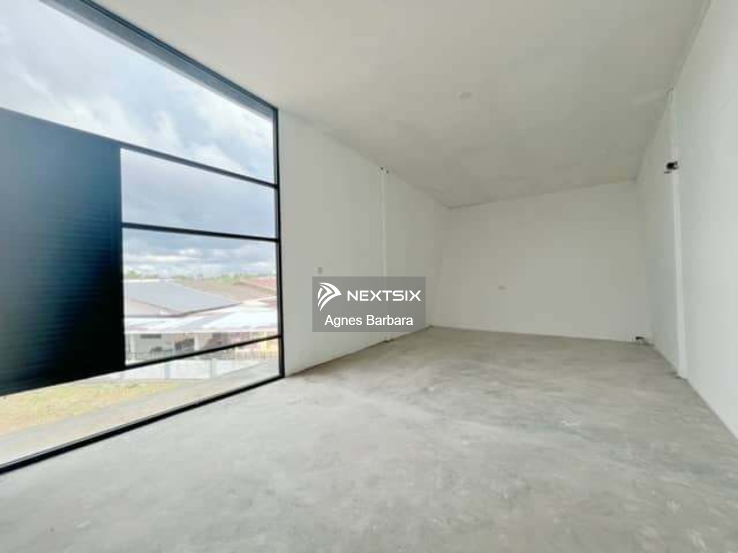 Bungalow For Rent in Kuching Sarawak - Image 10