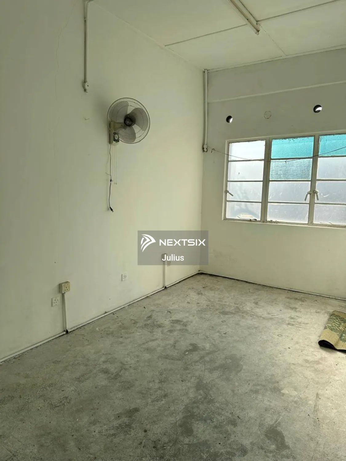 Double storey shoplot