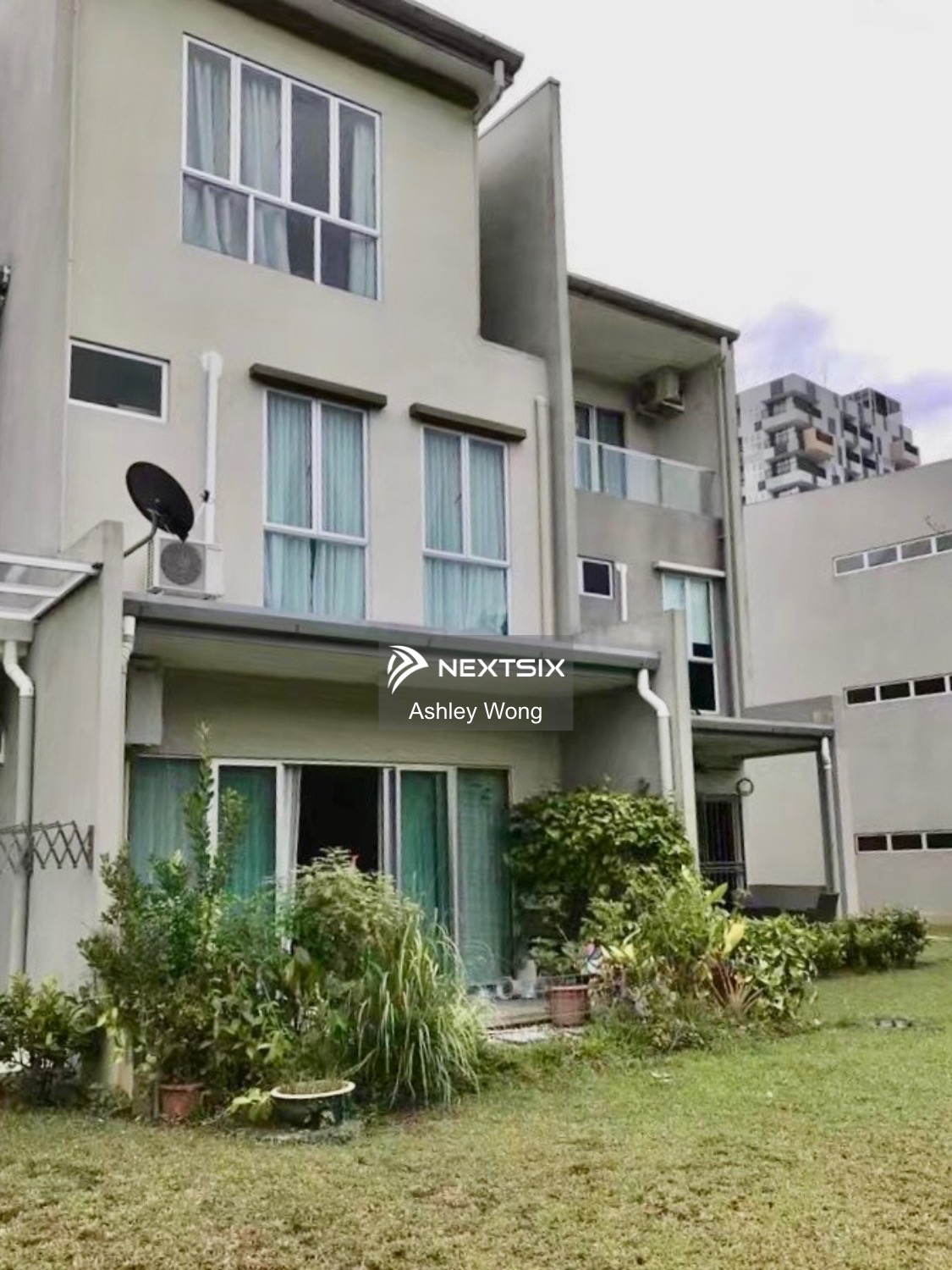 Townhouse For Sale in Kuching Sarawak - Image 10