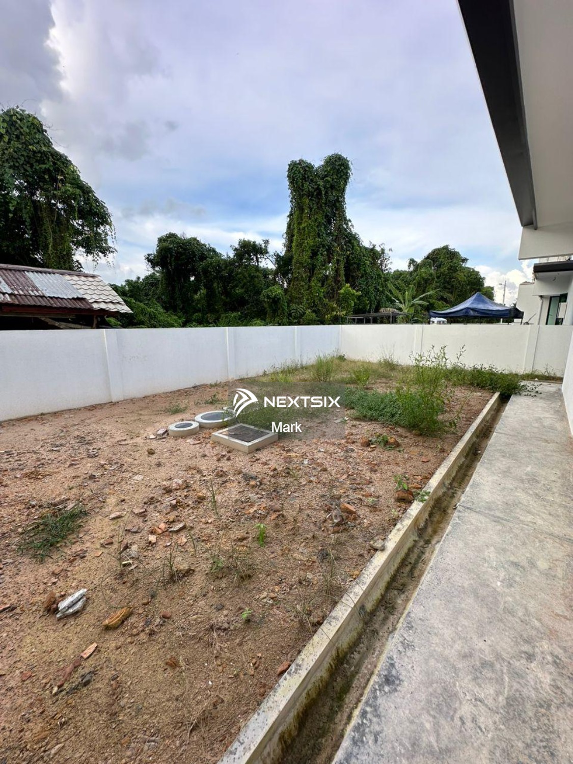 Semi-detached House For Sale in Kuching Sarawak - Image 7