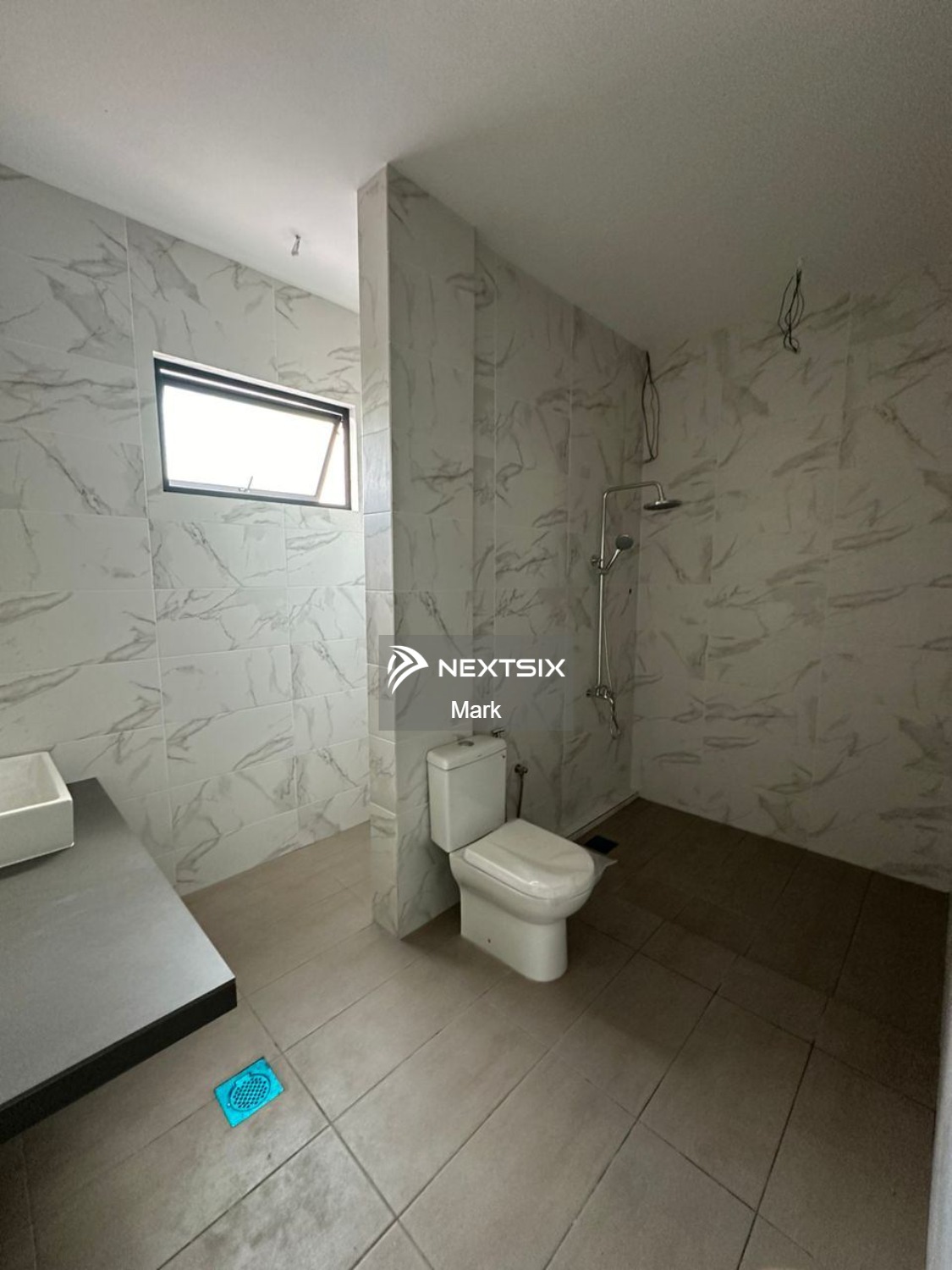 Semi-detached House For Sale in Kuching Sarawak - Image 8