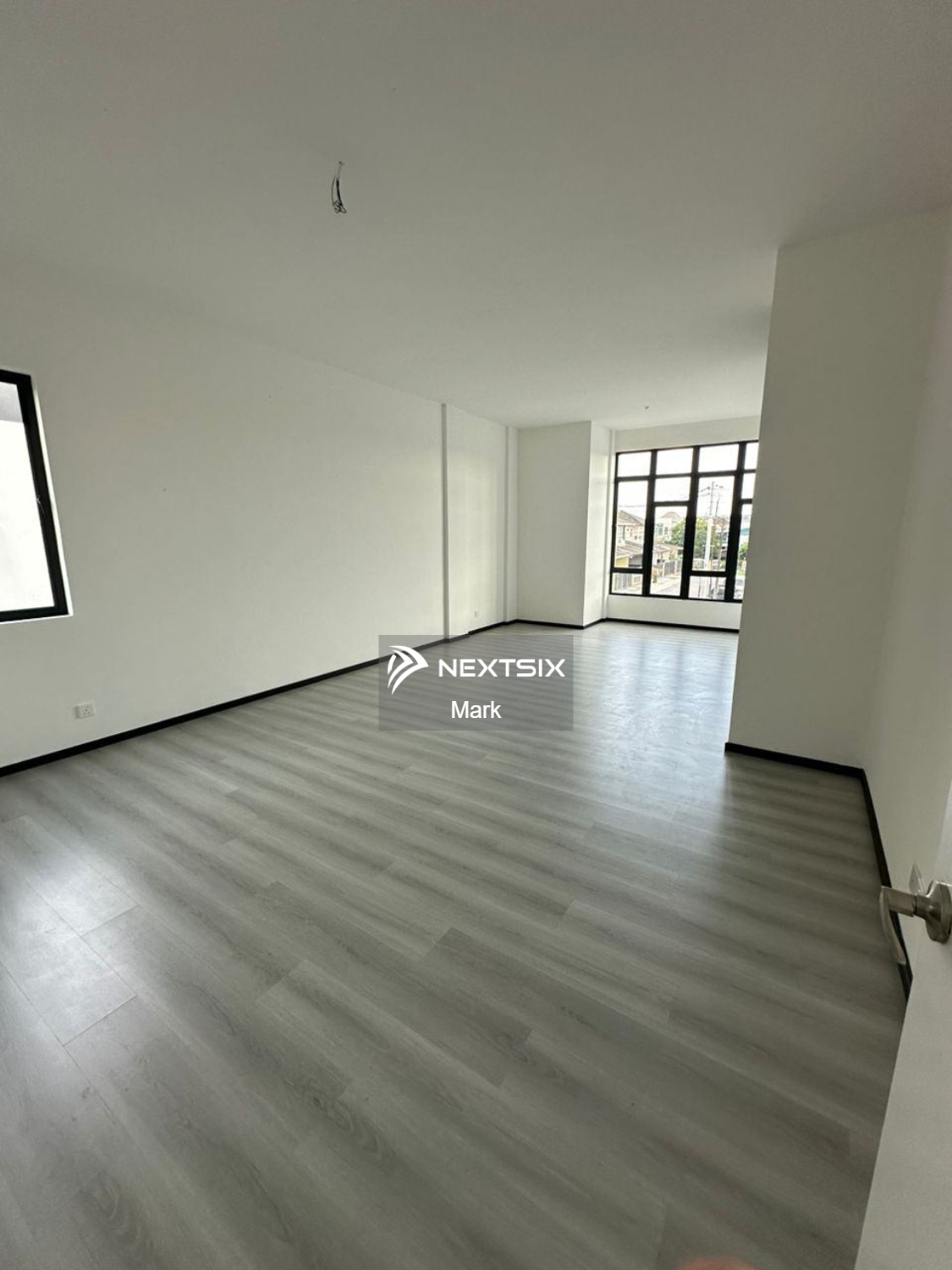 Semi-detached House For Sale in Kuching Sarawak - Image 9