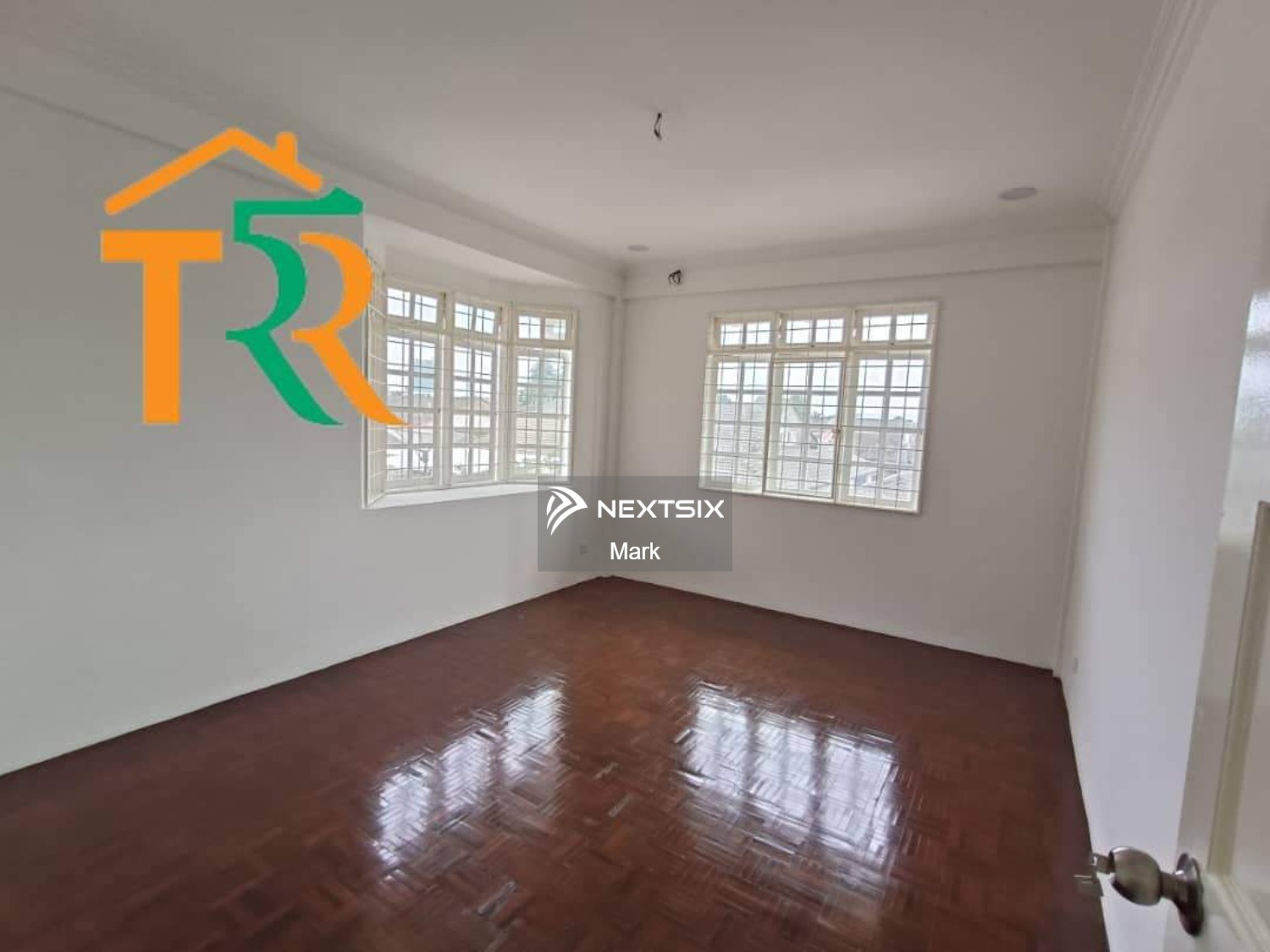 Semi-detached House For Sale in Kuching Sarawak - Image 13