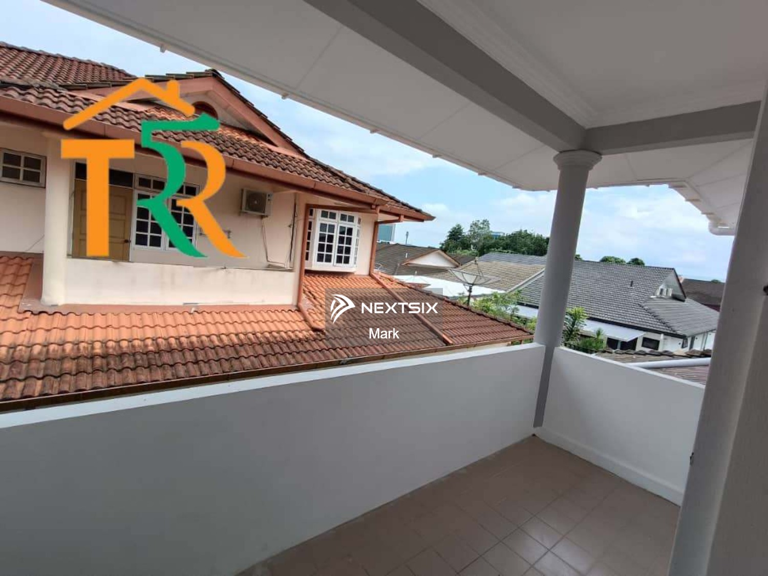 Semi-detached House For Sale in Kuching Sarawak - Image 5