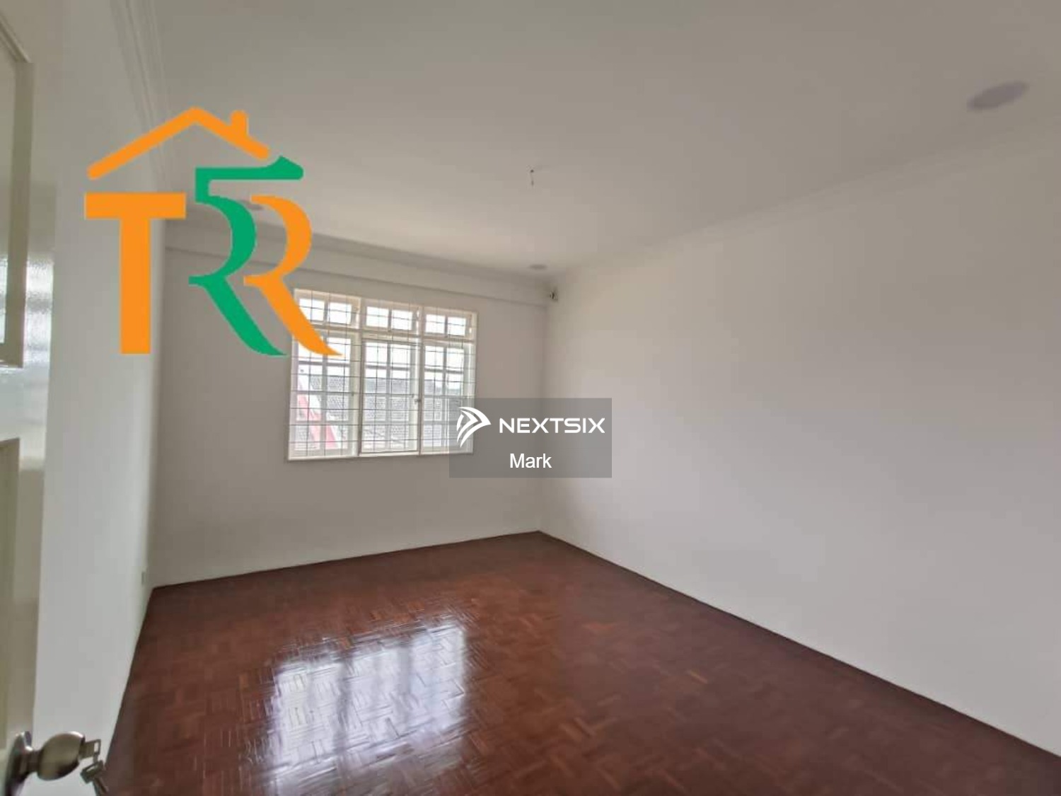 Semi-detached House For Sale in Kuching Sarawak - Image 6