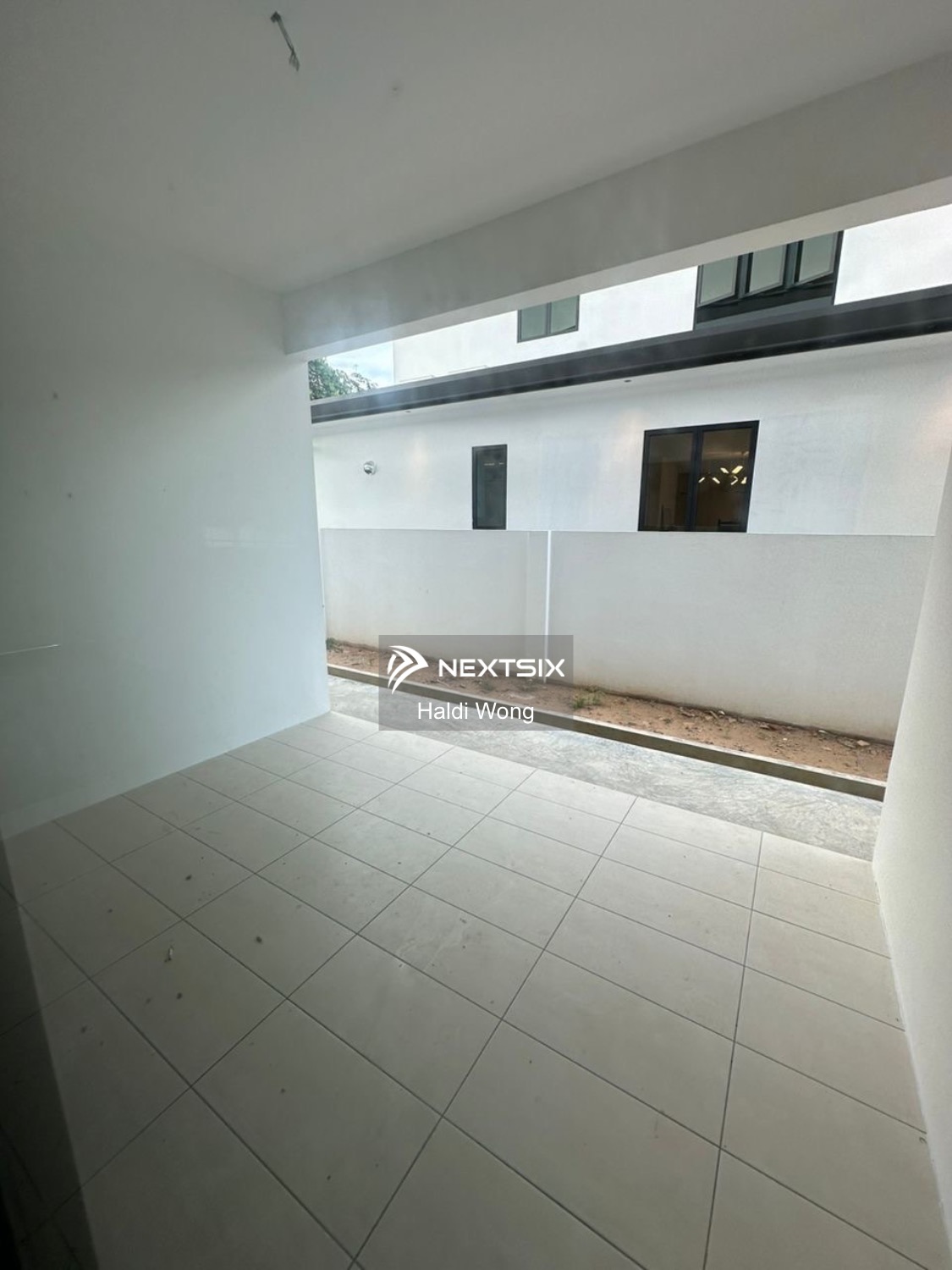 Semi-detached House For Sale in Kuching Sarawak - Image 16