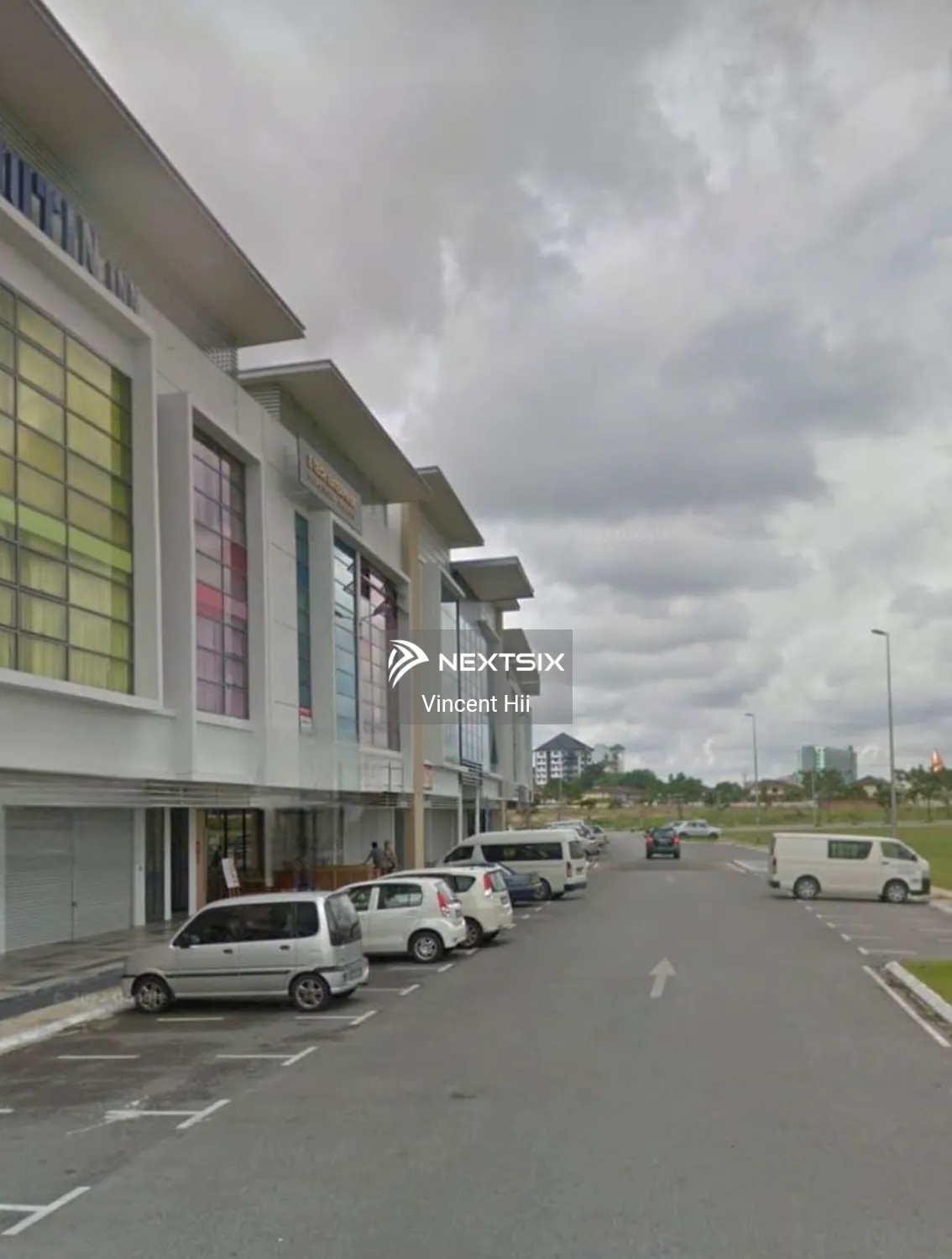 Saradise 3 storey shoplot Rare gems facing main road for Sale Jalan Stutong Bdc Kuching Selling :4.3mil Nego GF - Tenanted 1st floor - Tenanted 2nd floor - Tenanted