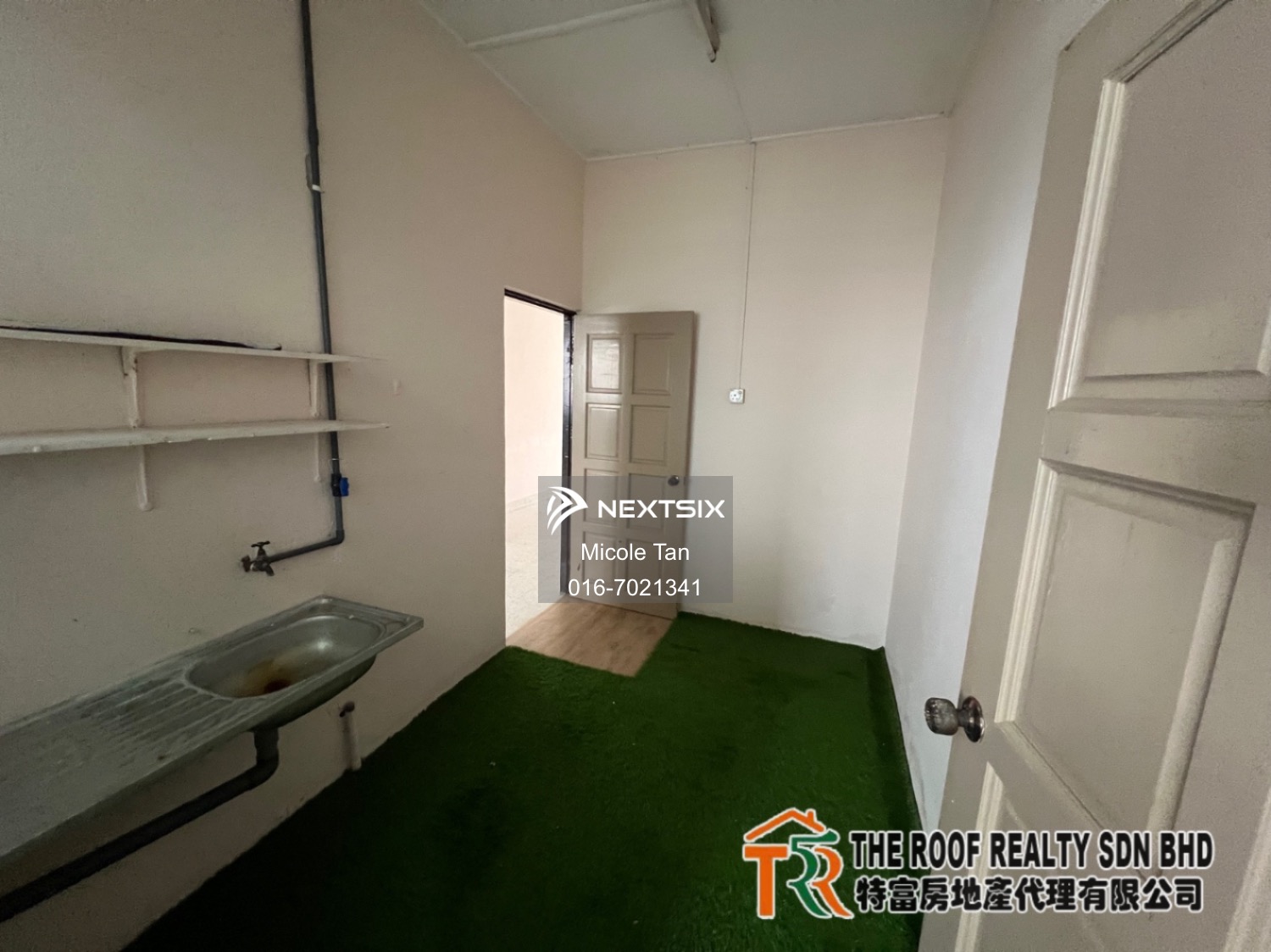 Semi-detached House For Rent in Muar Johor - Image 8