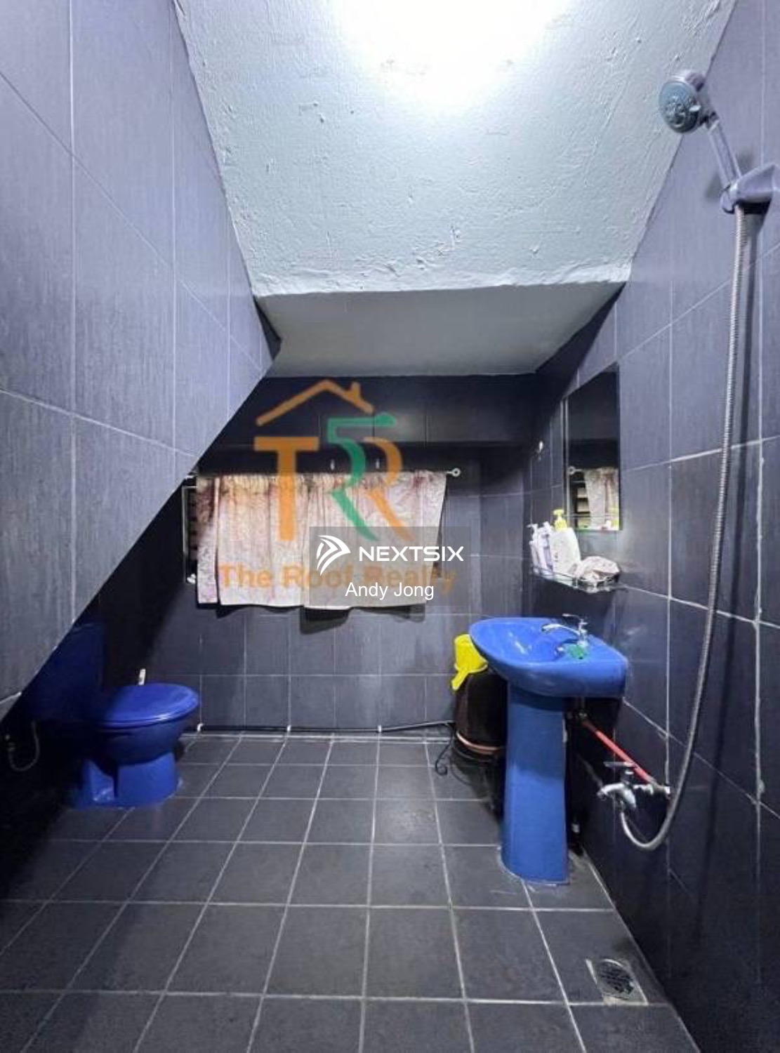 Bungalow For Sale in Miri Sarawak - Image 6