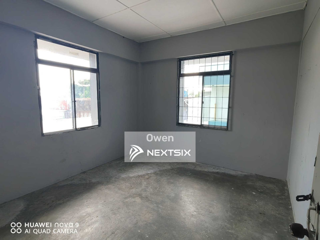 Warehouse For Rent in Kuching Sarawak - Image 8
