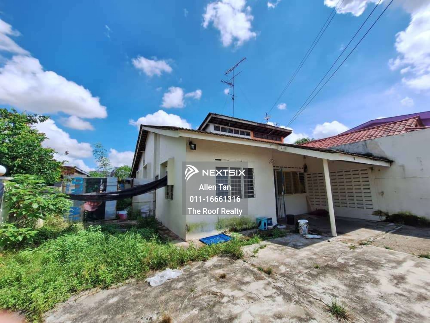 Semi-detached House For Sale in Ulu Tiram Johor