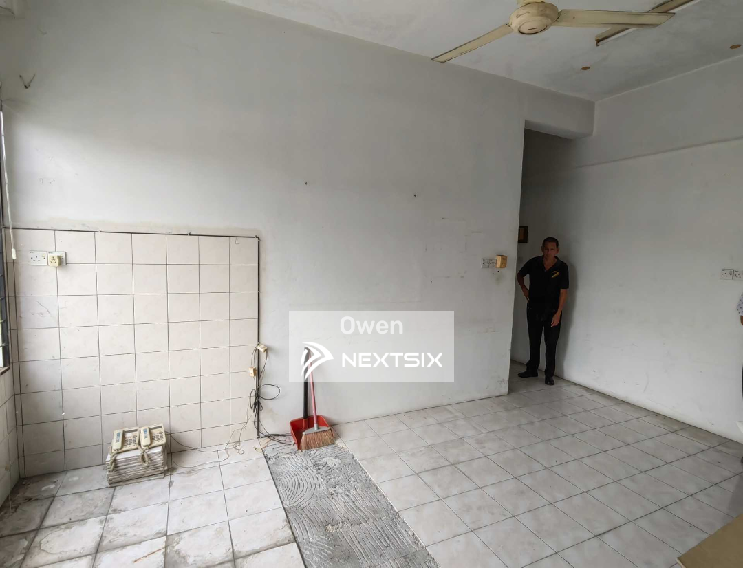 Office For Sale in Kuching Sarawak - Image 6