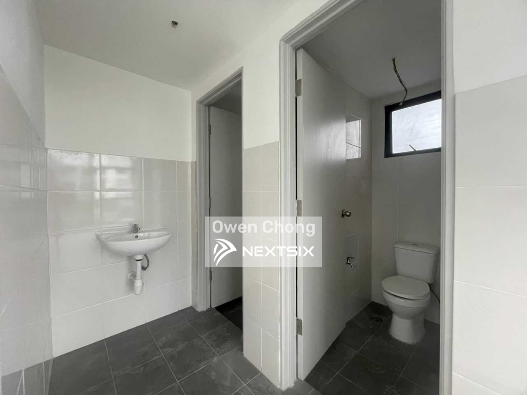 Business Center For Sale in Kuching Sarawak - Image 7