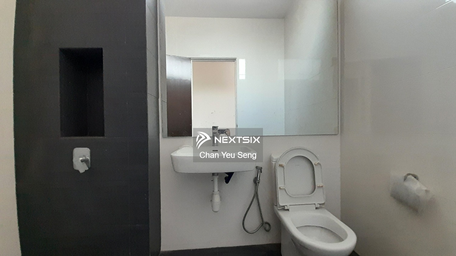 3 Storey Semi-detached Homes For Sale in Senibong Johor - Image 12