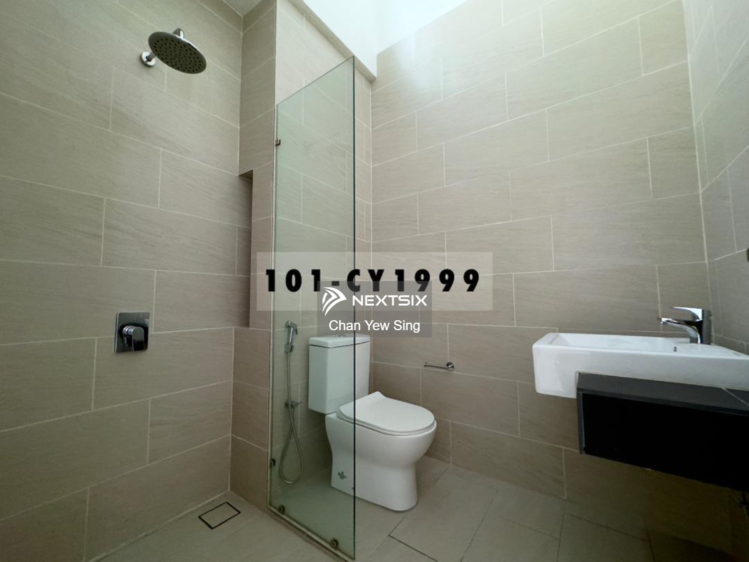 Semi-detached House For Sale in Setia Alam Selangor - Image 12