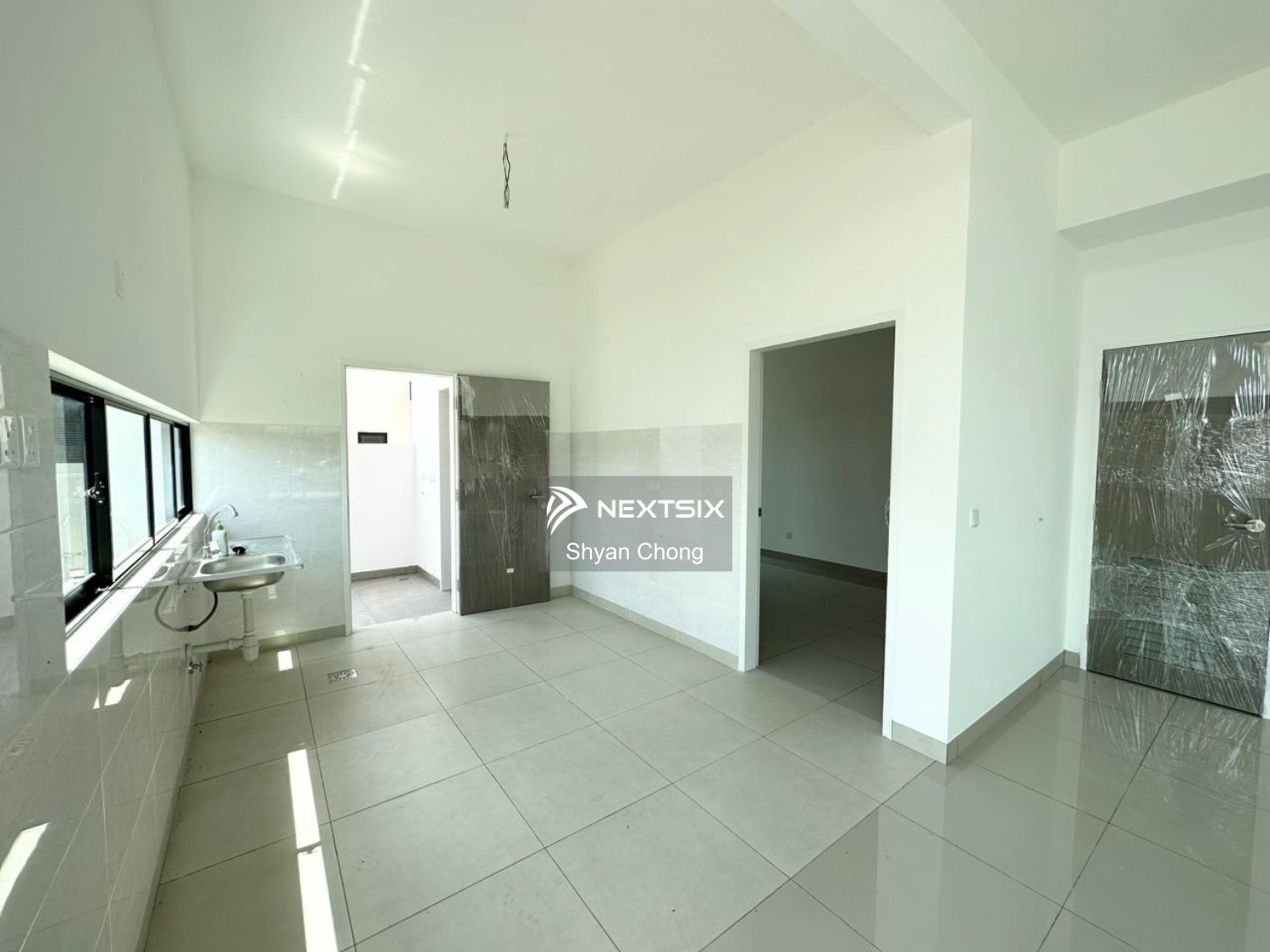2-sty Terrace/Link House For Sale in Ayer Baloi Johor - Image 4