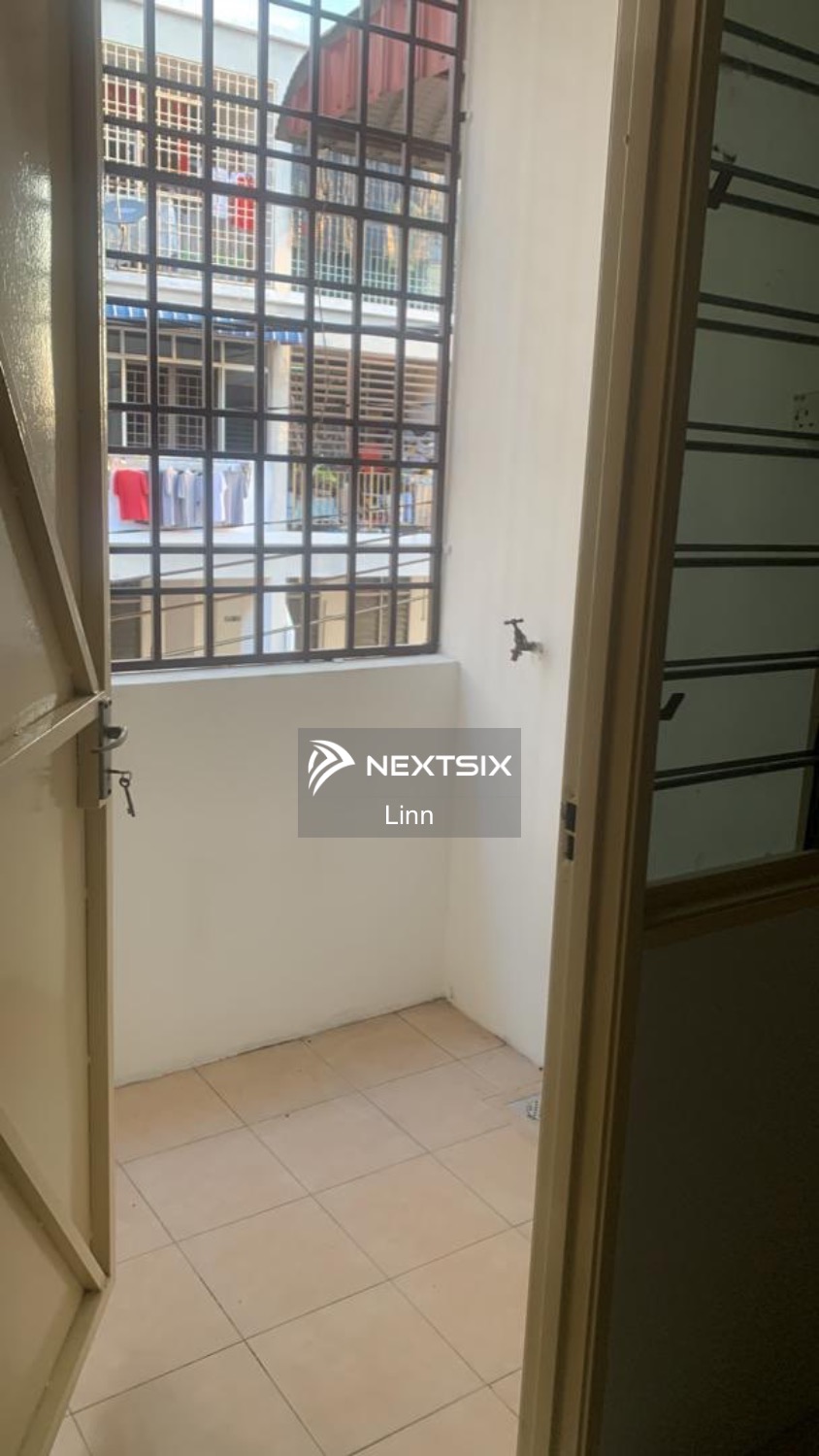Townhouse For Sale in Air Tawar Penang