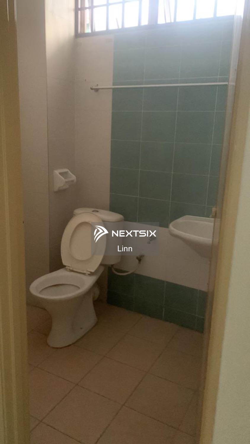 Townhouse For Sale in Air Tawar Penang - Image 7