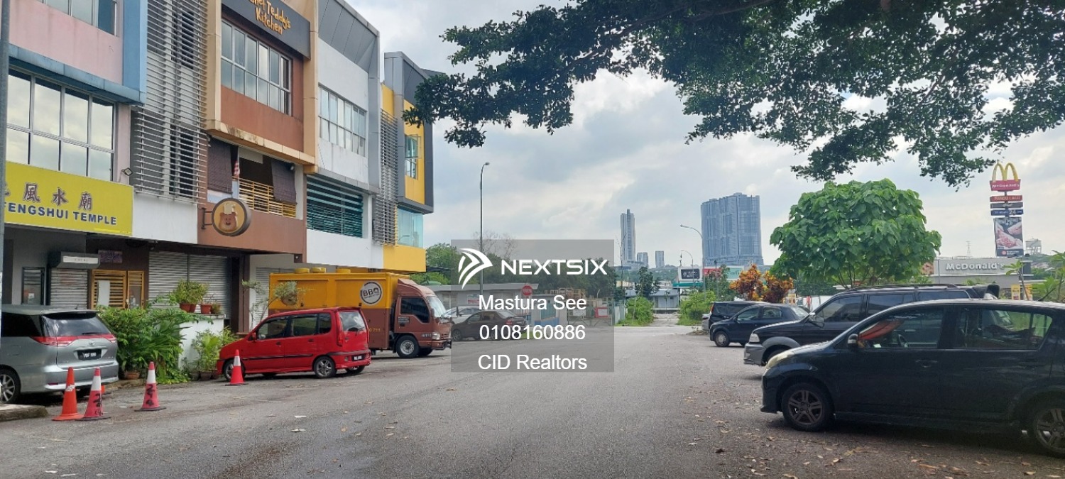 Shop For Sale in Puchong Selangor