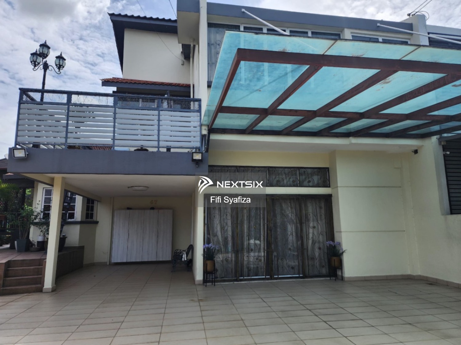 Semi-detached House For Sale in Alam Impian Selangor