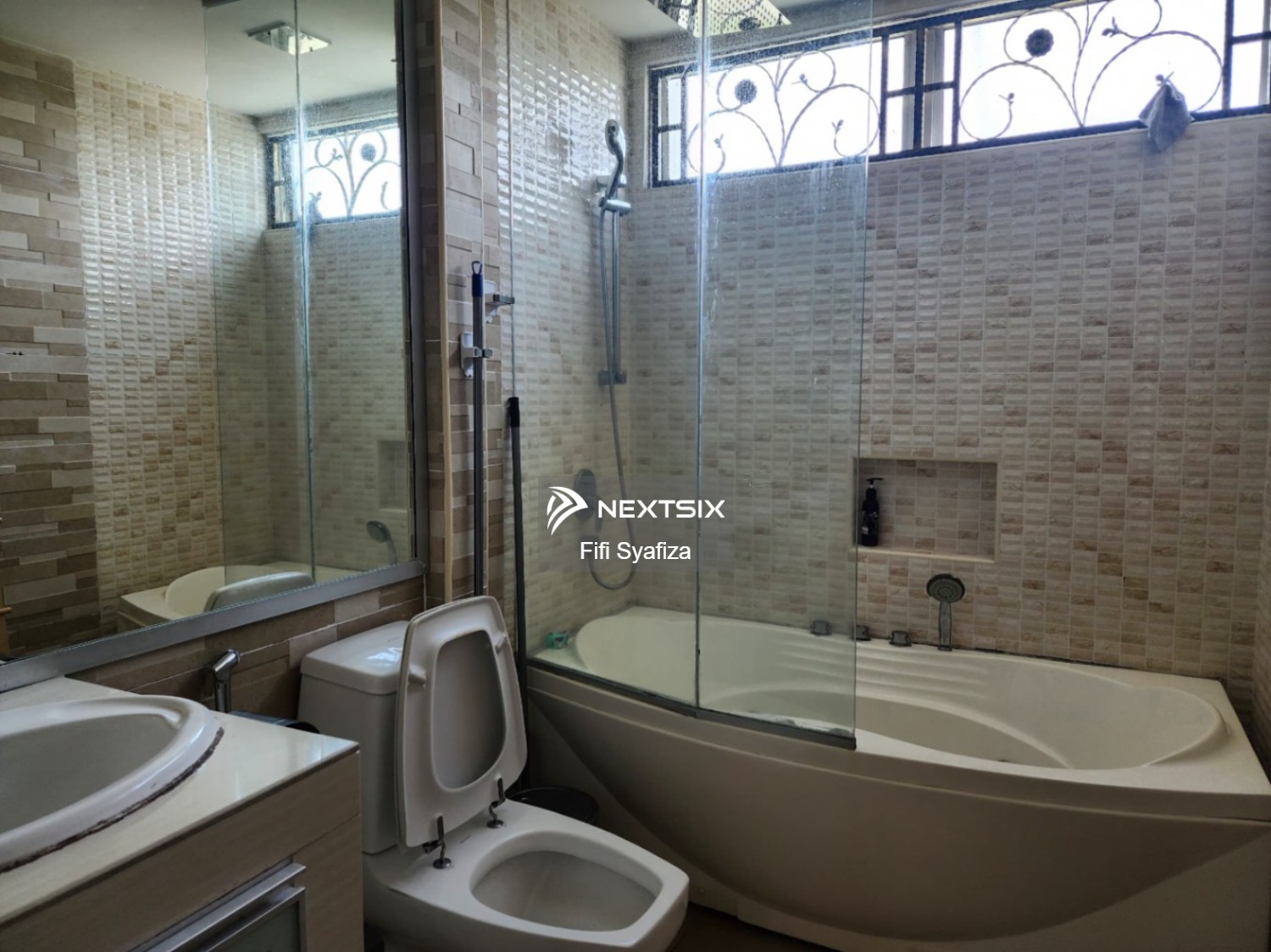 Semi-detached House For Sale in Alam Impian Selangor - Image 8