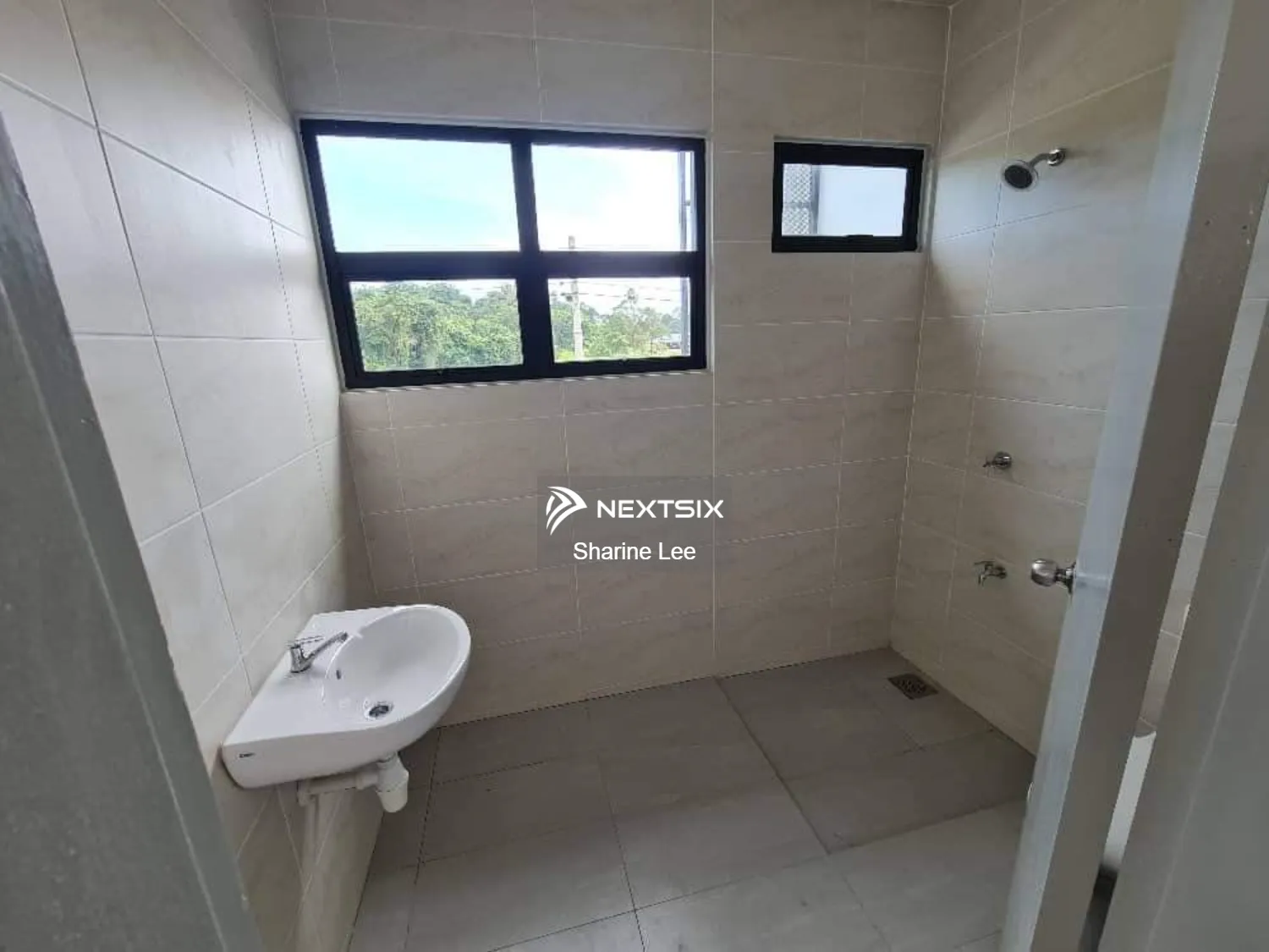 2-sty Terrace/Link House For Sale in Kuching Sarawak - Image 6