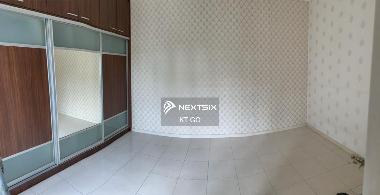 Townhouse For Rent in Puchong Selangor - Image 7