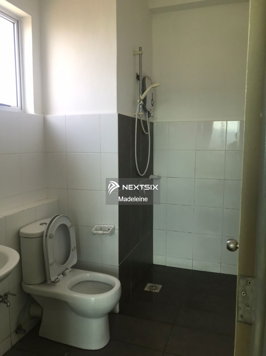 Condominium For Sale in Putatan Sabah - Image 6