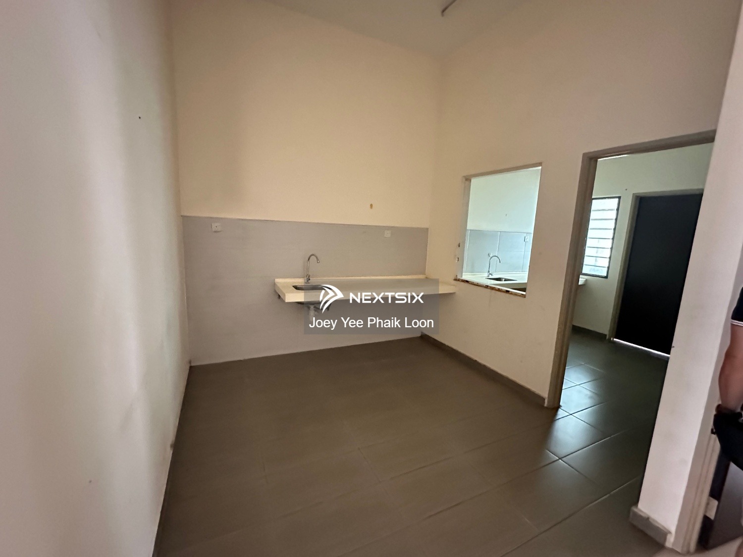 3-sty Terrace/Link House For Sale in Bayan Lepas Penang - Image 5