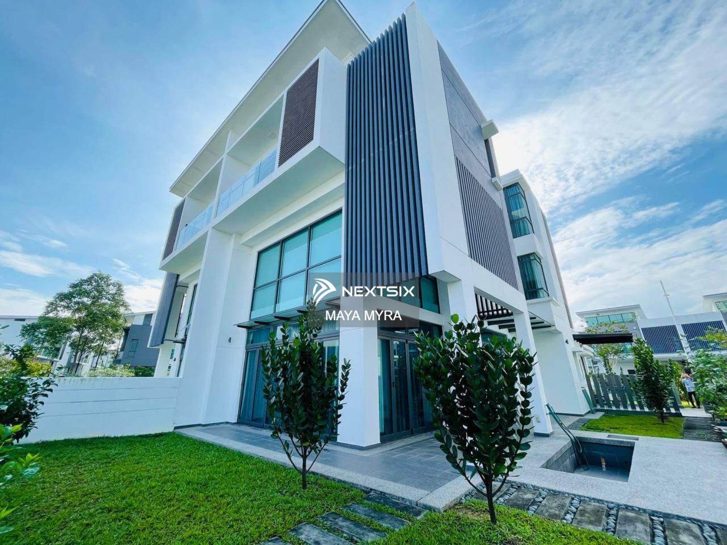 Semi-detached House For Rent in Cyberjaya Selangor