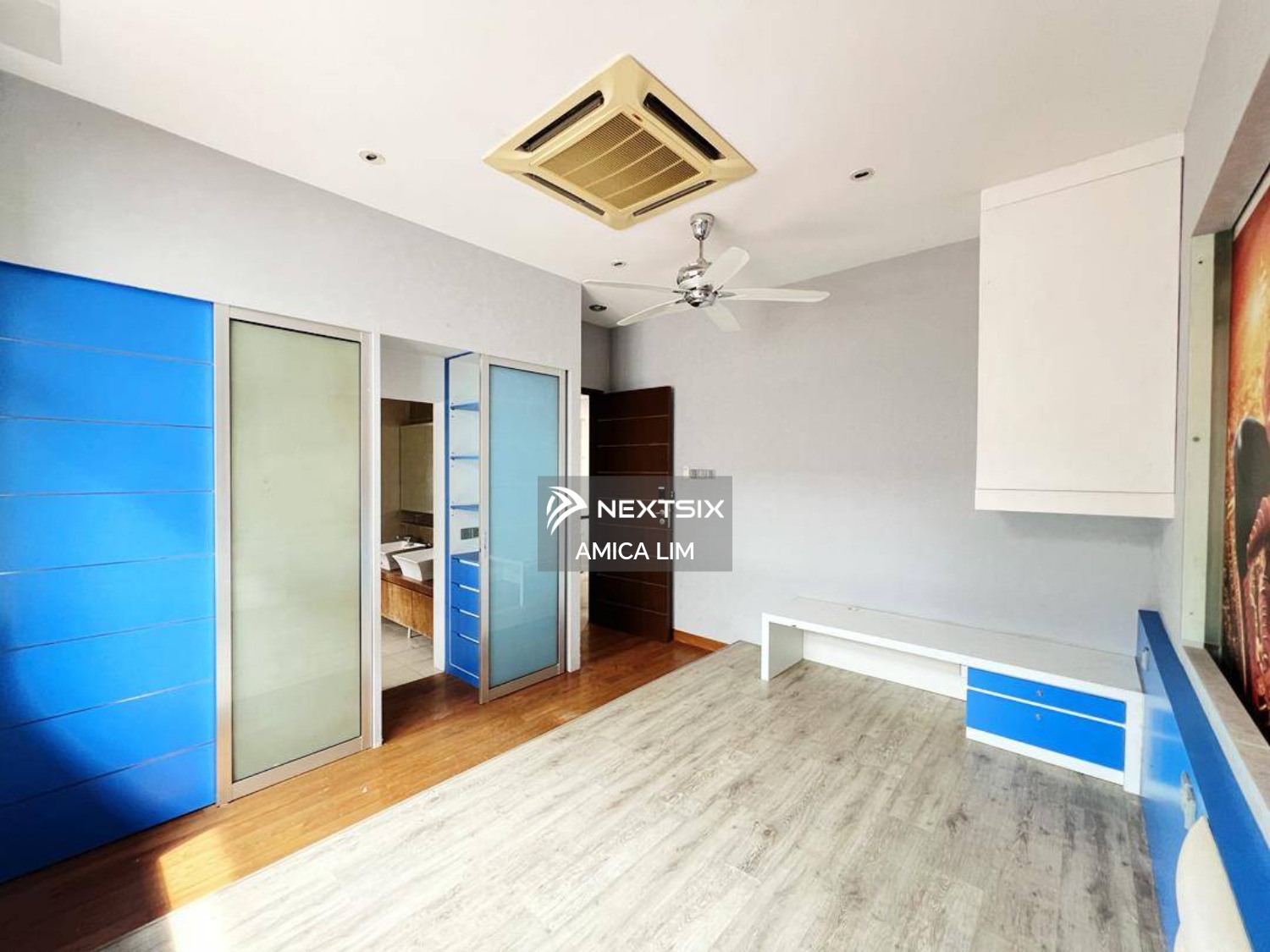 Semi-detached House For Sale in Ujong Pasir Melaka - Image 5