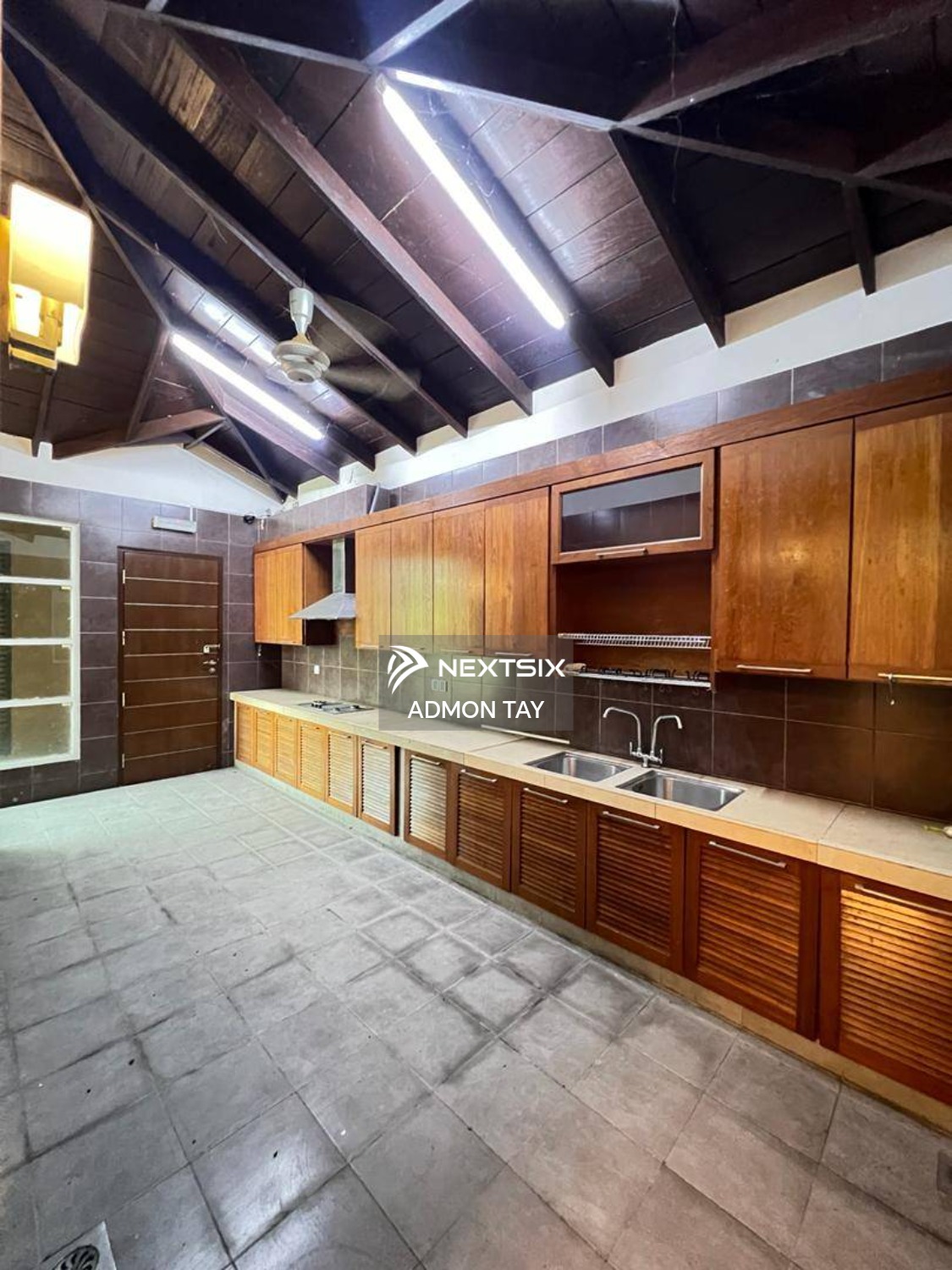 Semi-detached House For Sale in Ujong Pasir Melaka - Image 3