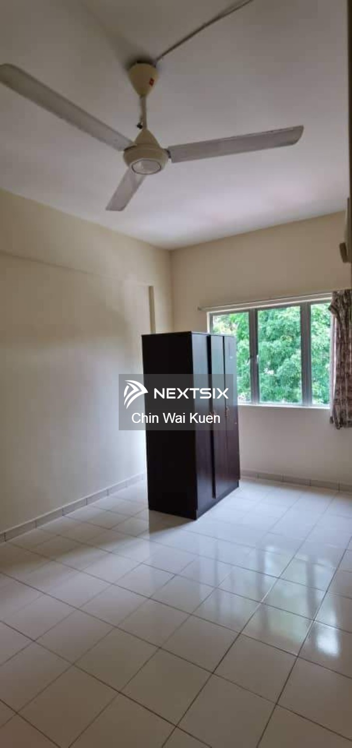 Apartment For Rent in Seri Kembangan Selangor - Image 3