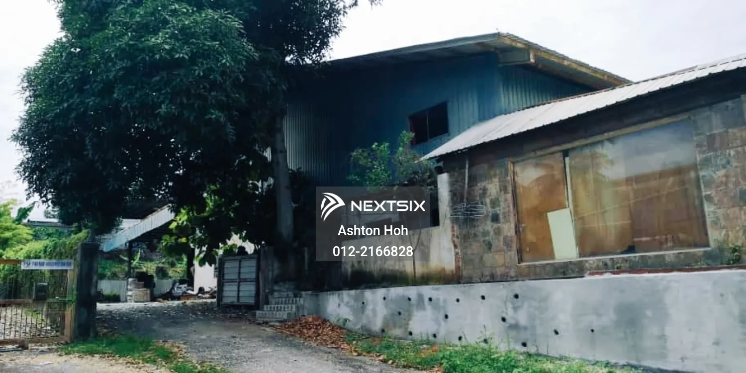 Factory on 2 Lots Industrial Land in Bukit Rambai, Mukim Tanjung Minyak, Melaka