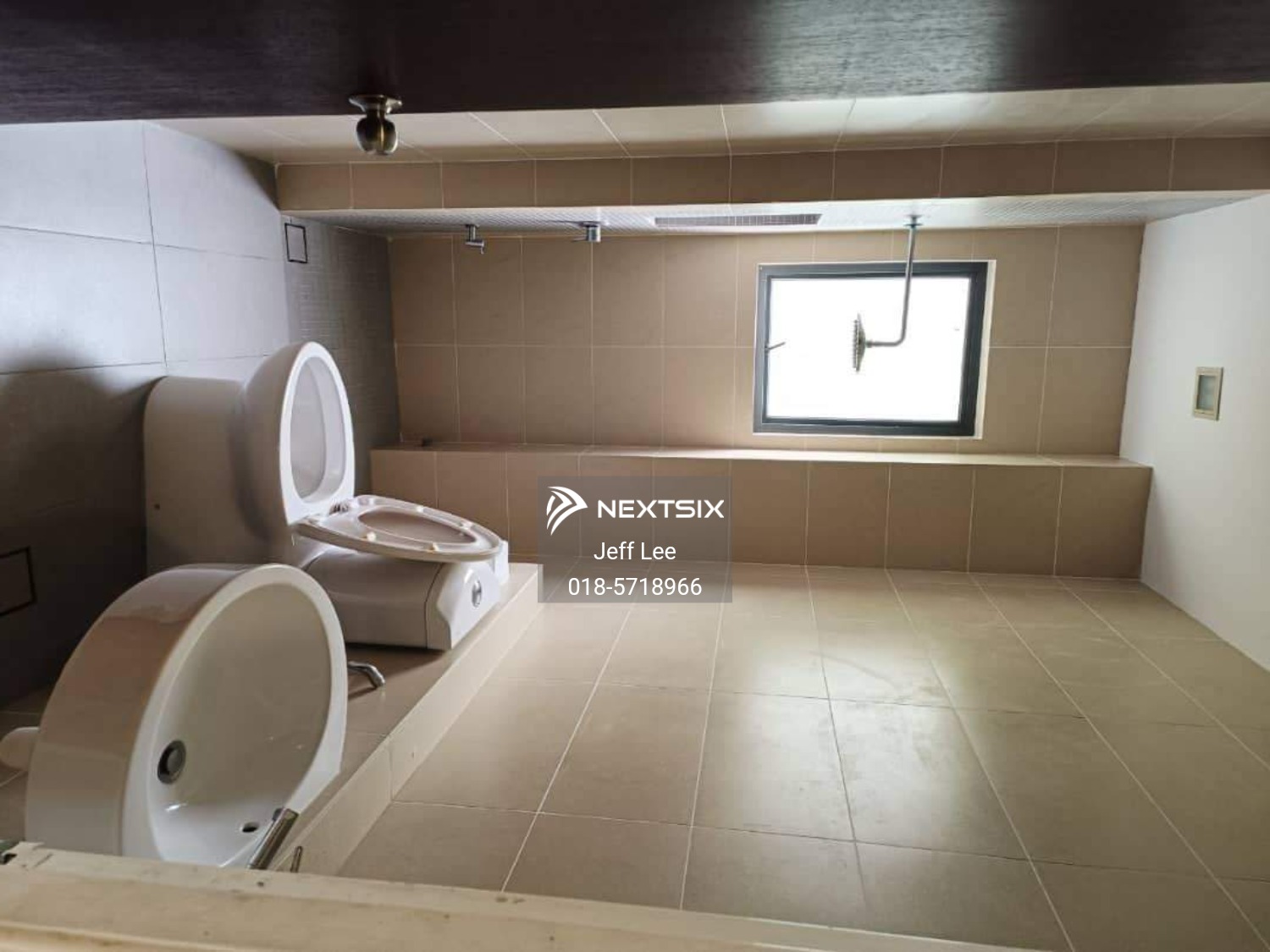 Semi-detached House For Sale in Ayer Baloi Johor - Image 10