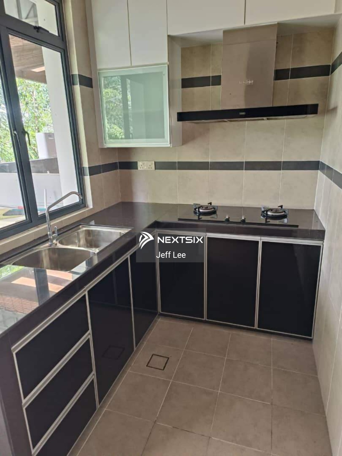 Semi-detached House For Sale in Ayer Baloi Johor - Image 2