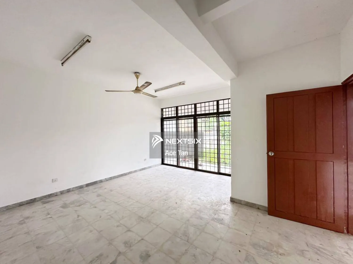 Taman Daya - 2 Storey Terrace House