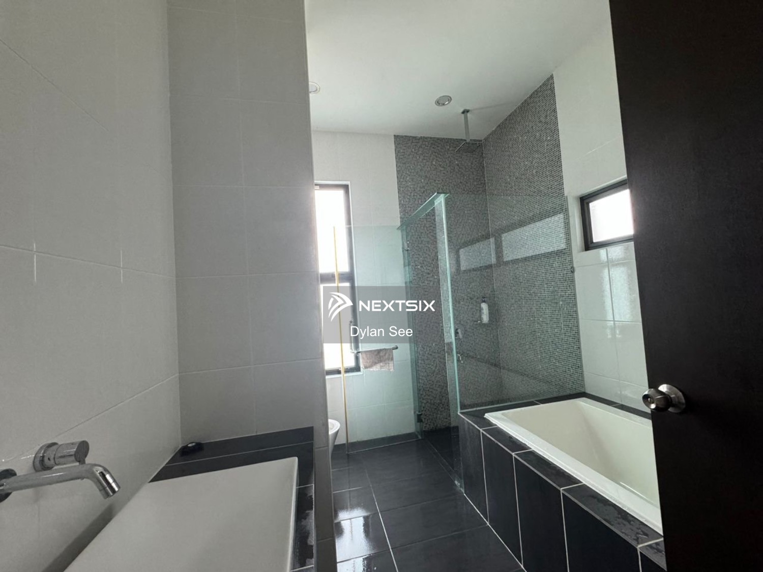 Semi-detached House For Sale in Gelang Patah Johor - Image 5