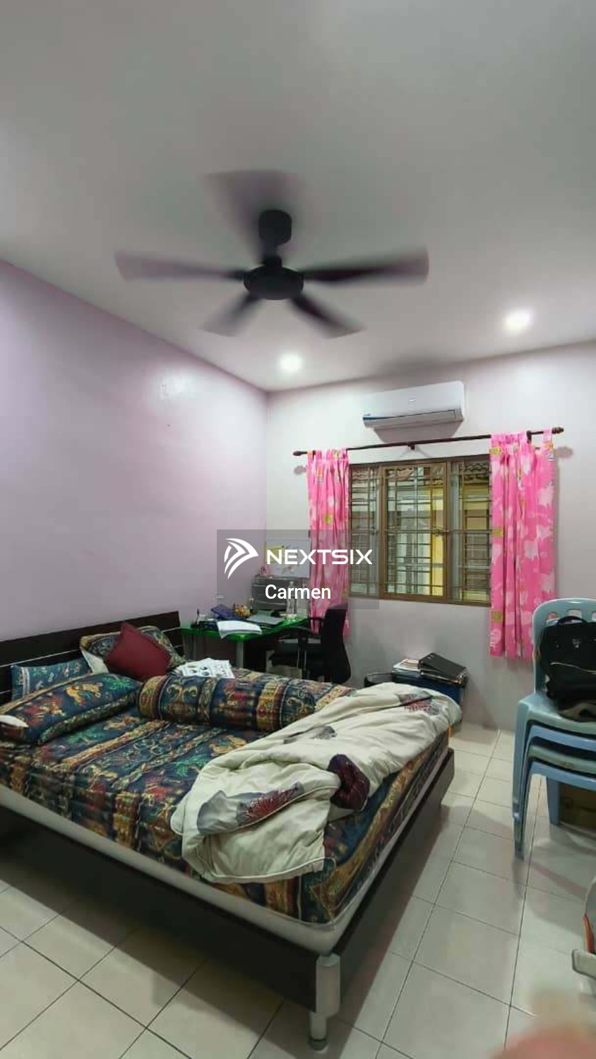 2-sty Terrace/Link House For Sale in Klang Selangor - Image 4
