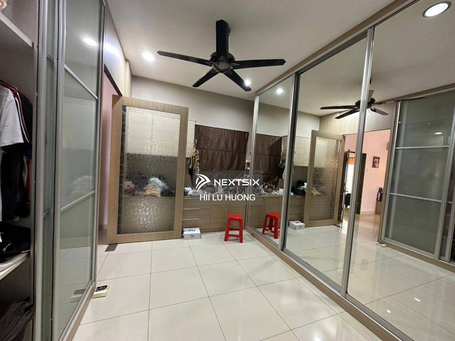 Semi-detached House For Sale in Bandar Botanic Selangor