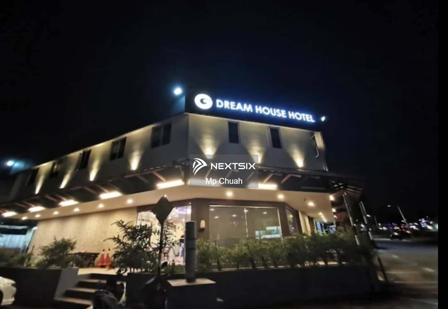 Ready hotel at Jalan Bendahara Taman Ungku Tun Aminah Johor