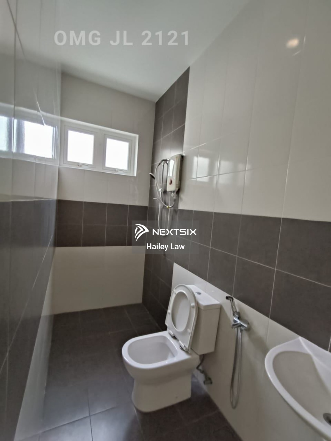 Semi-detached House For Sale in Klang Selangor - Image 10