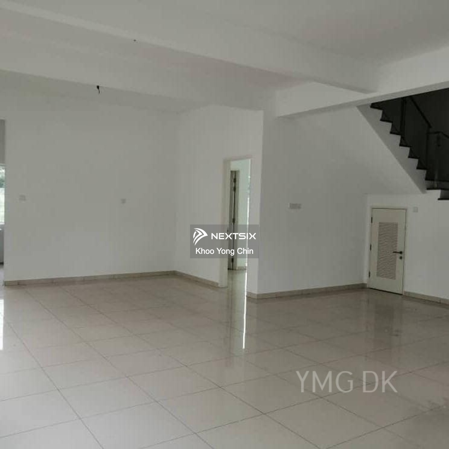 Semi-detached House For Sale in Bandar Bukit Tinggi Selangor - Image 10